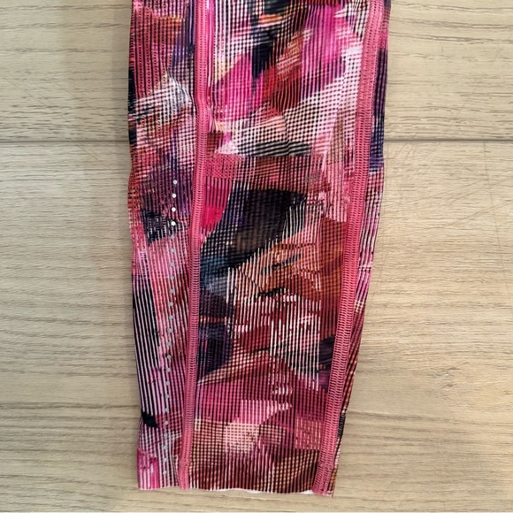 Lululemon Women’s Fast & Free 7/8 Tight II 
Athletic Leggings Pinks‎ Size 4 EUC - Picture 5 of 11